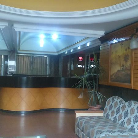 Hotel Unnati Ahmedabad Eksteriør bilde